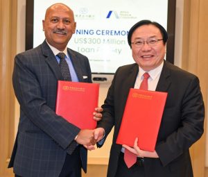 Africa Finance Corporation (AFC) has signed a three-year US$300 million loan facility agreement with the Export-Import Bank of China (CEXIM) that is expected to drive increased trade finance and investment acros Africa ande foster economic growth and development.
